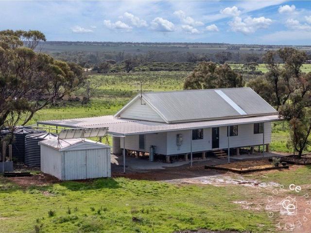 Ideal Off Grid Lifestyle Property