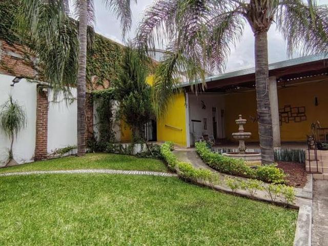 IDEAL PARA CASA DE CAMPO O TERRAZA PARA EVENTOS