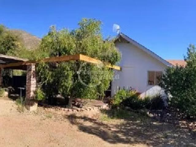 Ideal para descansar, utiles 153 m2/5.076 m2 terreno, 4D+3B | 4 dormitorios por 7516.00 en Curacaví