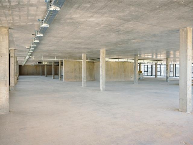 IDEAL PARK Atelier 110m2 im 1. Stock mit Lastenaufzug LKW Zufahrt