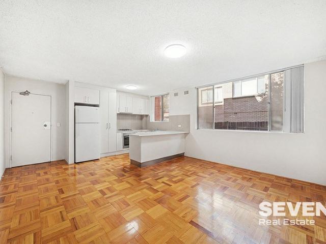 Ideal Starter Apartment in Quiet Established Complex