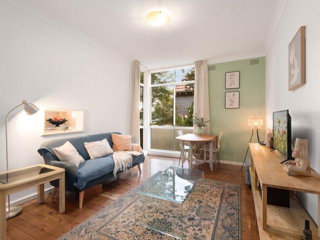 Ideal Starter for First Time Buyers Seeking Unrivalled Ease of Living