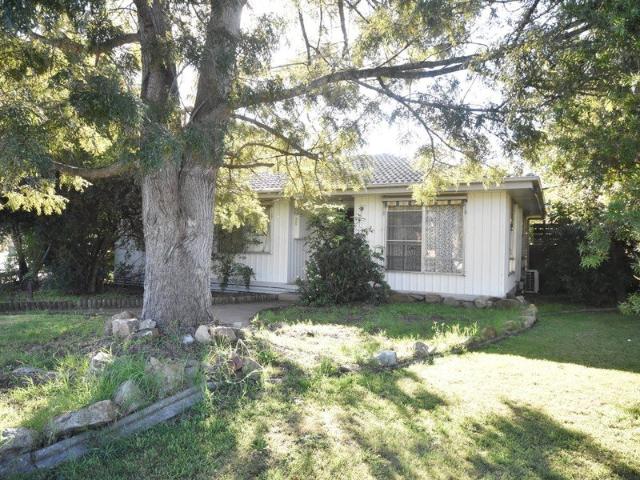 Ideal Starter Home or Investment!