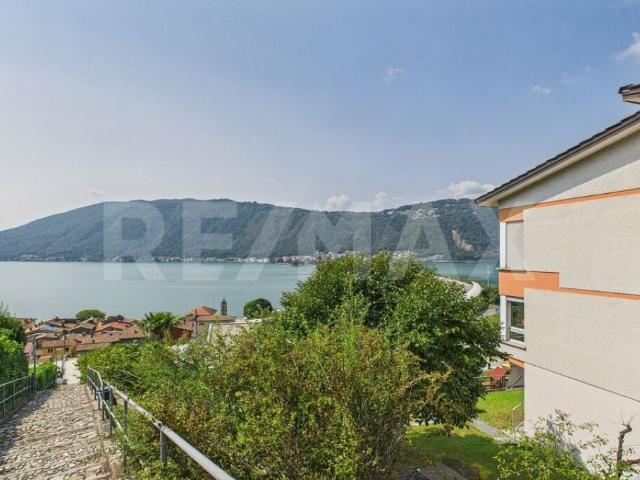 Vicino a Lugano Appartamento con vista lago, giardino e in pochi minuti al lido !
