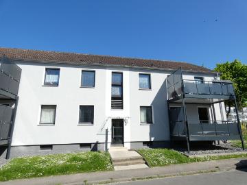 Ideale 3 Zimmer Wohnung mit großem Balkon* komplett modernisiert