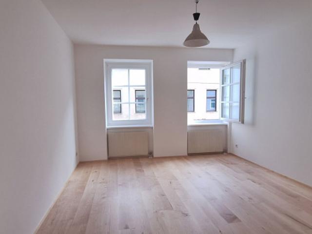 Ideale Kleinwohnung in urbaner Lage mit besonderen Vorzügen