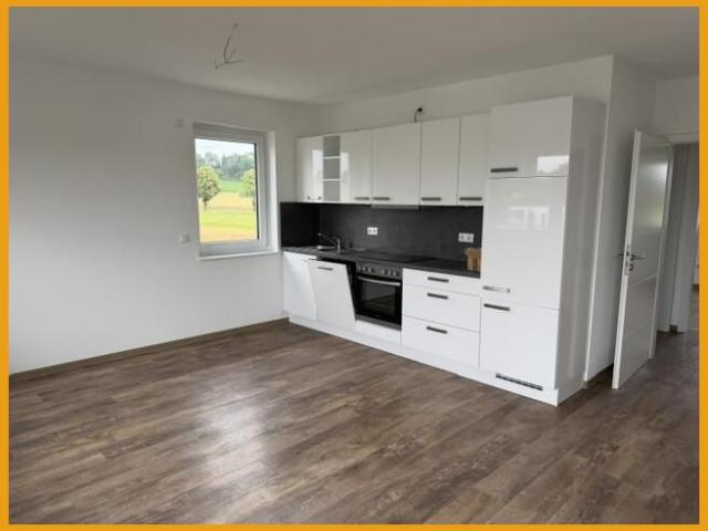 IDEALE NEUWERTIGE SENIORENWOHNUNG!