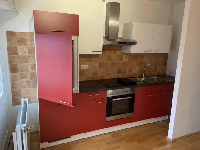 Ideale Single Wohnung mit kleiner Terrasse im Zentrum von Ried