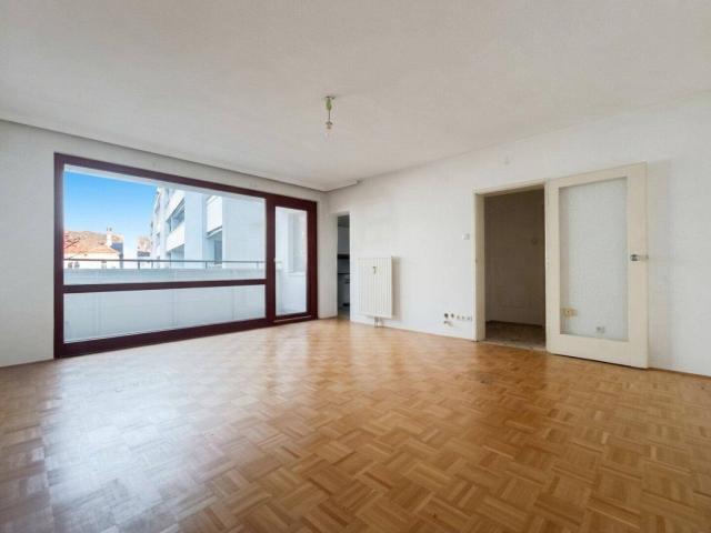 Ideale Starterwohnung! 1 Zimmer mit Loggia und Innenhoflage im Neubau Nähe U6 Dresdner Straße!