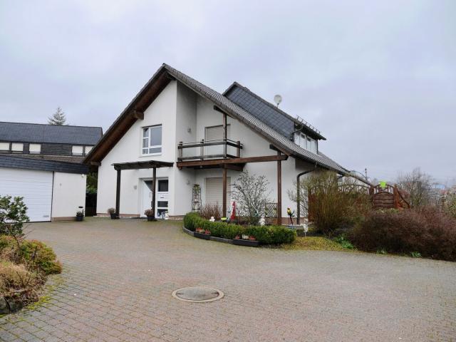 IDEALE PENDLERWOHNUNG | APARTMENT MIT EINBAUKÜCHE | KREUZTAL FELLINGHAUSEN