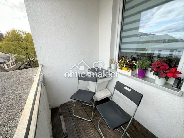 Ideale WG Wohnung: Hell freundlich mit Süd /Westloggia