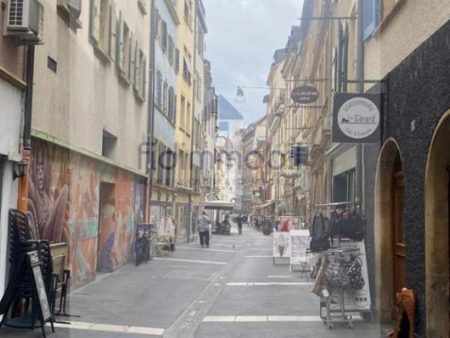 Idéalement situé au cœur de la ville