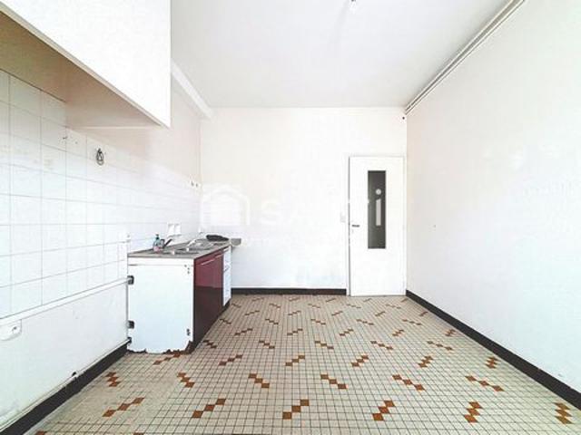 Maison en pierre 110 m² – Centre ville de Castillon la Bataille – 3 chambres – Jardin