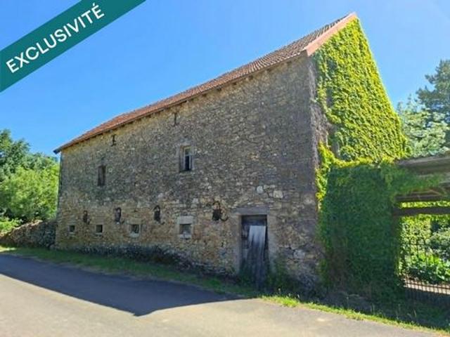 Idéalement située à 20mn de Villefranche de Rouergue, 20mn de Decazeville et 25mn des portes de Rodez