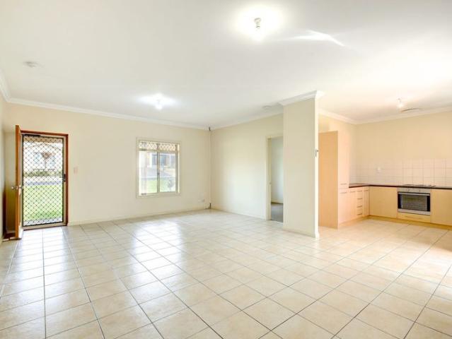 Ideally located home close to the river