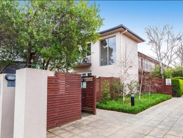Ideally located one bedroom apartment