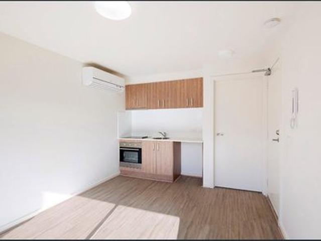 Ideally located one bedroom unit with the Lot
