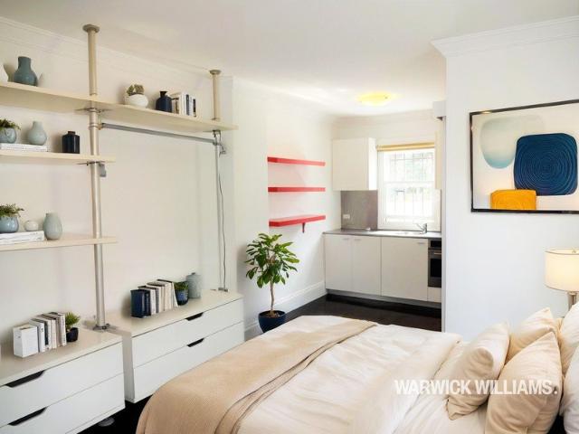 IDEALLY LOCATED MODERN STUDIO