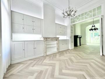 ideally located near Square Plasky and European quarter