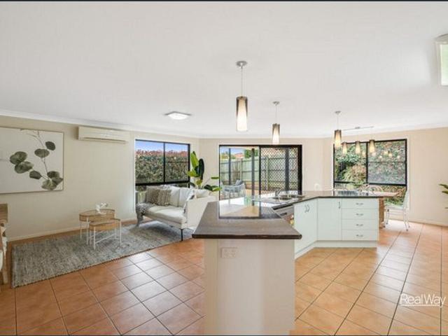 Ideally Positioned Middle Ridge Home