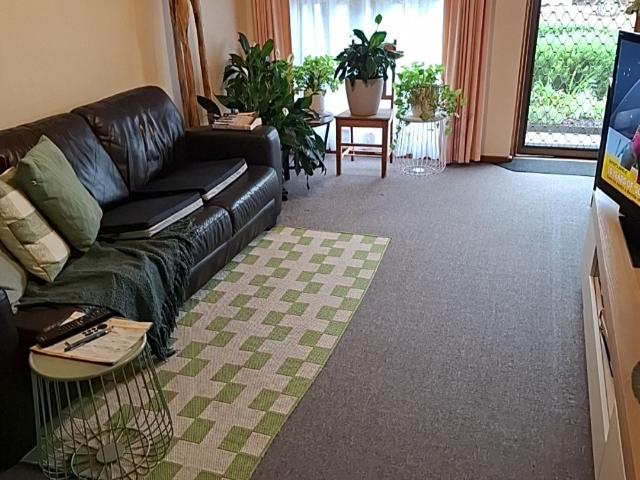 Ideally suited for a retiree or couple Lovely unit in quiet location