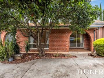 Ideally Situated 2 bedroom unit in small group