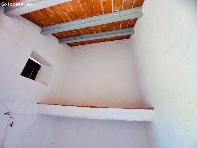 Ídilica casa de labor en finca de Almendros