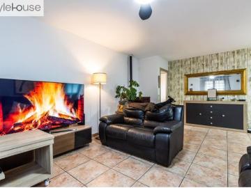 IDÍLICA CASA EN PLANTA CON PISCINA!