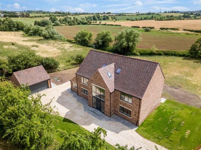 Idlicote Road, Halford. 6 bed detached house to rent £4,750 pcm £1,096 pw