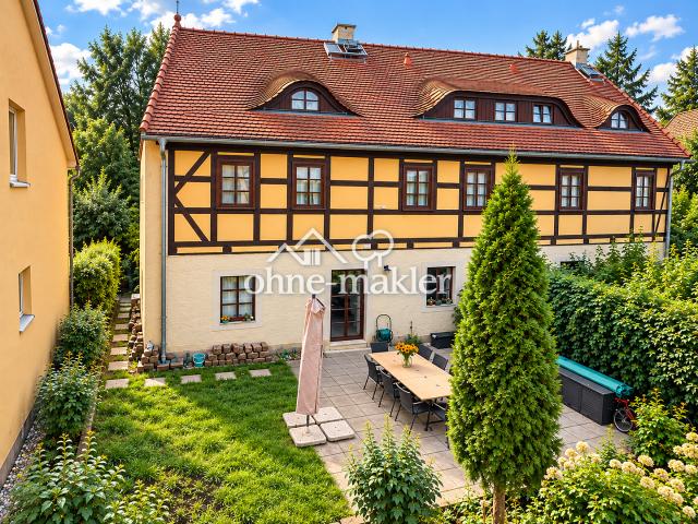 Idylisches Fachwerkhaus im Grünen mit eigenem Gartenanteil