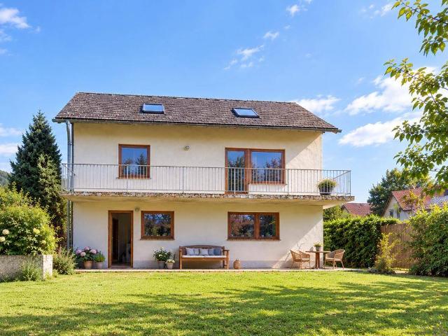 Idylle & Privatsphäre: Einfamilienhaus mit großem Garten