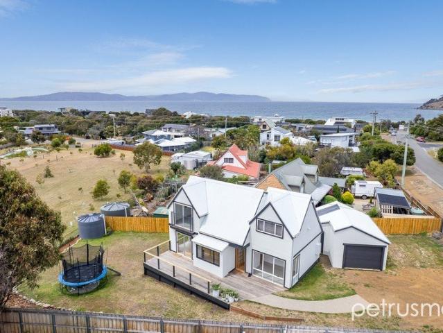 Idyllic Coastal Living at Clifton Beach