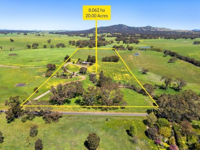 Idyllic Country Living, Inviting Home on 20 Acres Near Clunes