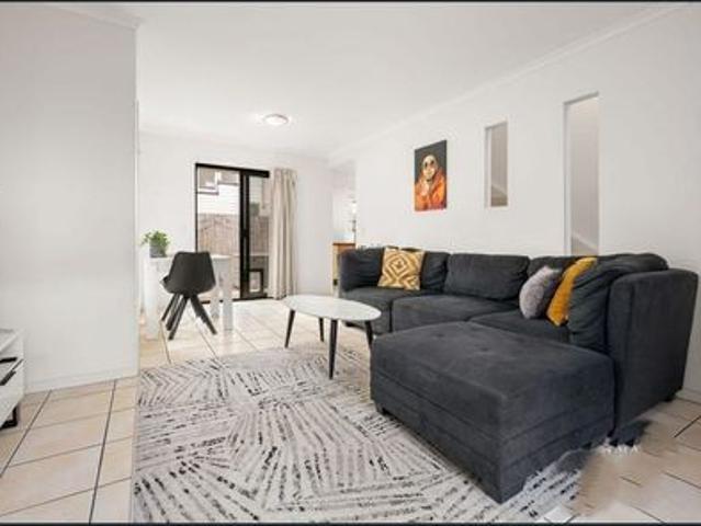 Idyllic Living in the Heart of Ashgrove
