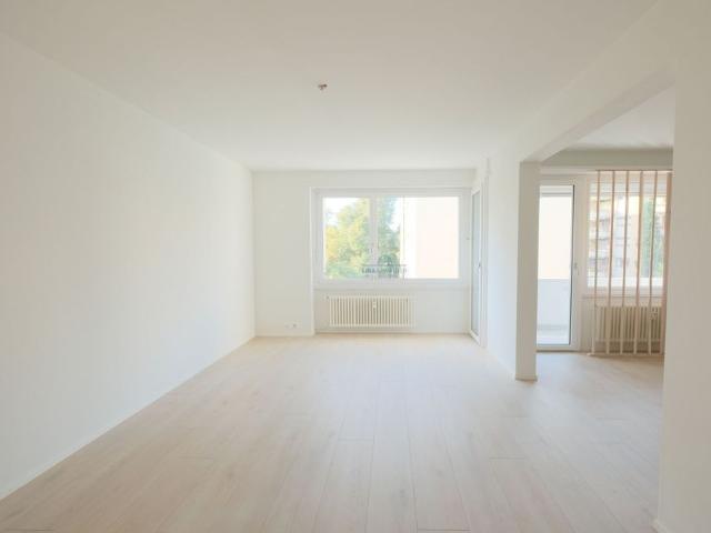 Idyllic living pleasure: Modern 3 room apartment with conservatory