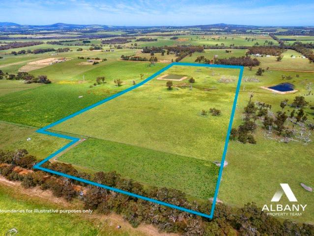 IDYLLIC 15.91ha LIFESTYLE BLOCK, PERFECT FOR YOUR DREAM HOME, HOBBY FARM or RUNNING STOCK