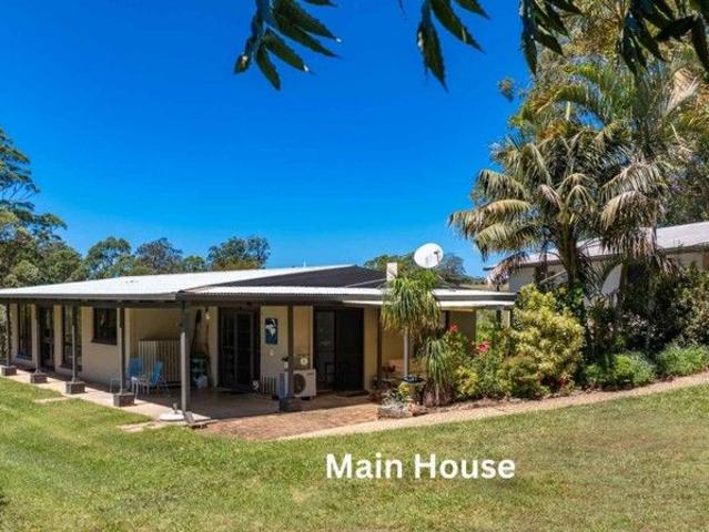 Idyllic 10 Acre Lifestyle Retreat with 3 Bedroom Country Home and Separate One Bedroom Studio