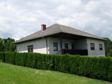 Idyllische Lage am Ortsrand, gepflegtes Einfamilienhaus mit Aussicht!