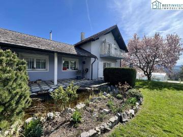 Idyllische Ruhelage mit Traumaussicht & Pool interessant für Bauträger 1.300 m² Bauland