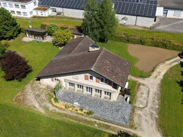 Idyllische Umgebung für dieses wunderschöne, charmante Anwesen