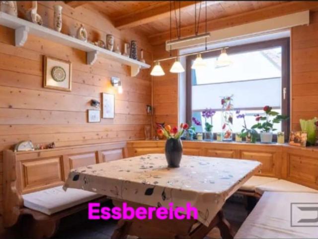 Idyllische 3,5 Zimmer Wohnung im Landhausstil, Bad Berneck