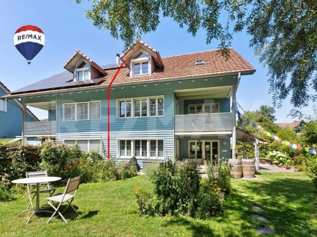 Idyllisches 5.5 Zi. DEFH mit direktem Zugang zum Näfbach