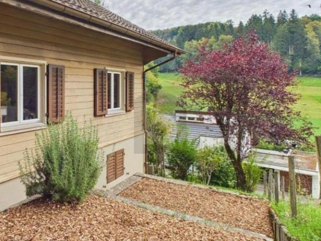 IDYLLISCHES WOHNEN IM GRÜNEN MIT VIEL FREIRAUM