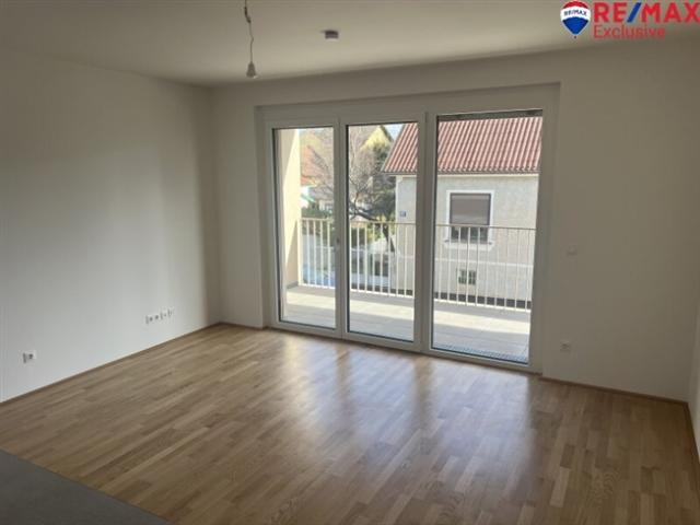 Idyllisches Wohnen in Wiener Neustadt 2 Zimmer, Loggia, 54.04m² 244.000,00€