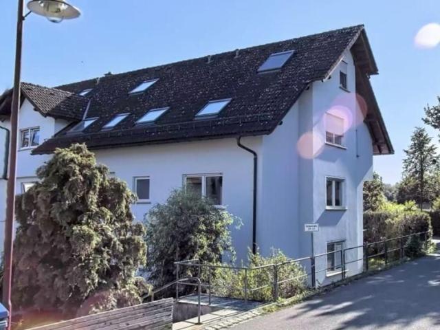 Idyllisches Wohnen mit Balkon und viel Grün