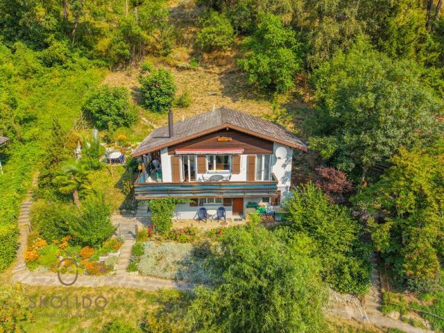 Idyllisches Chalet in mitten der schweizer Alpen mit Umschwung