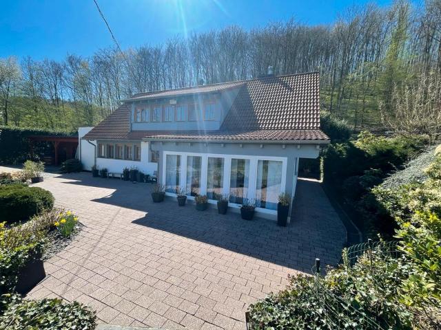 Idyllisches Landhaus in traumhafter Alleinlage