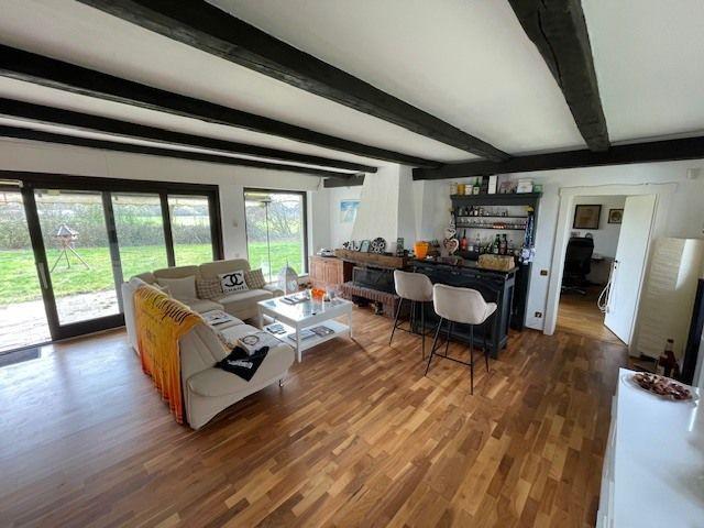 Idyllisches Landhaus in bester Lage mit großzügigem Grundstück