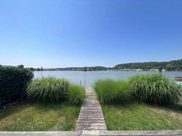 Idyllisches Seehaus mit privatem Steg am Waldschacher See