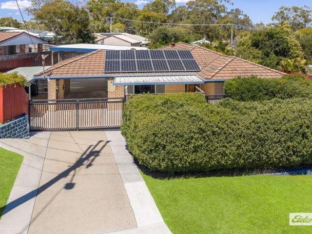 If you are looking for a family home with coastal living and SOLAR SYSTEM INSTALLED, look no further!